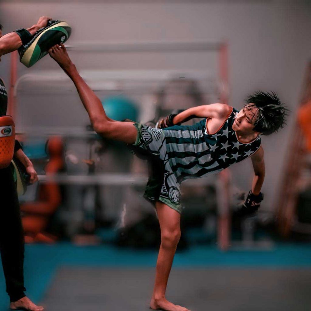 azka-corbuzier-badan-kekar-olaharaga