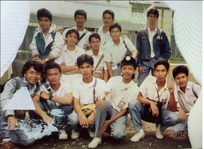 Teman SMA artis