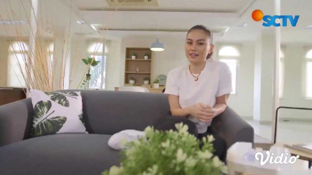rumah agnez mo